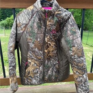 Real tree camo hunting jacket weatherproof